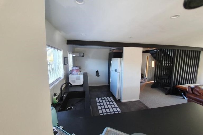 Photo of property in 1 Jayne Place, Torbay, Auckland, 0630