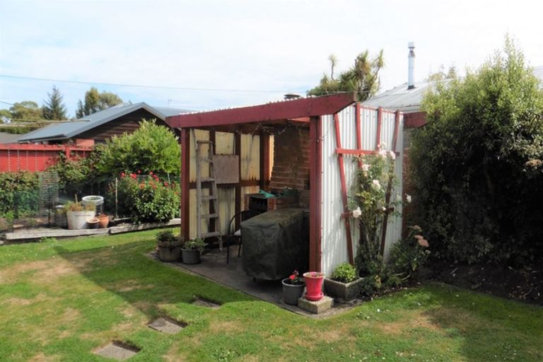 Photo of property in 26 Bullar Street, Grasmere, Invercargill, 9810