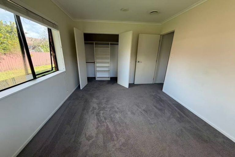 Photo of property in 163 Walter Strevens Drive, Conifer Grove, Takanini, 2112