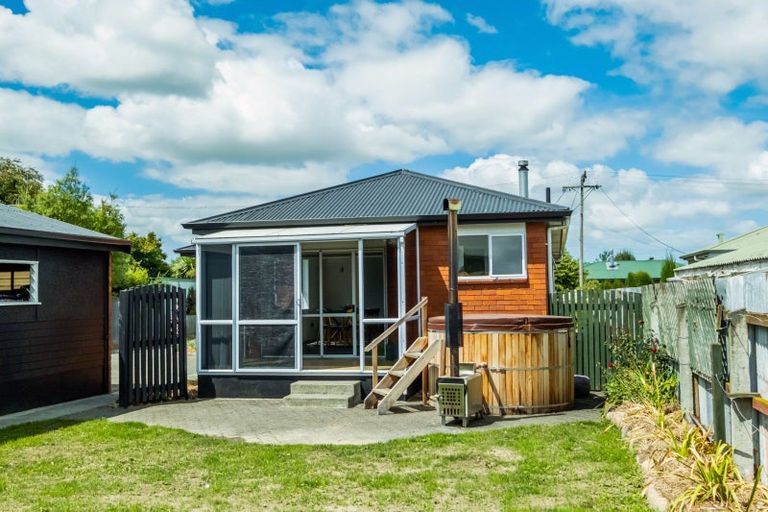 Photo of property in 45 George Street, Geraldine, 7930