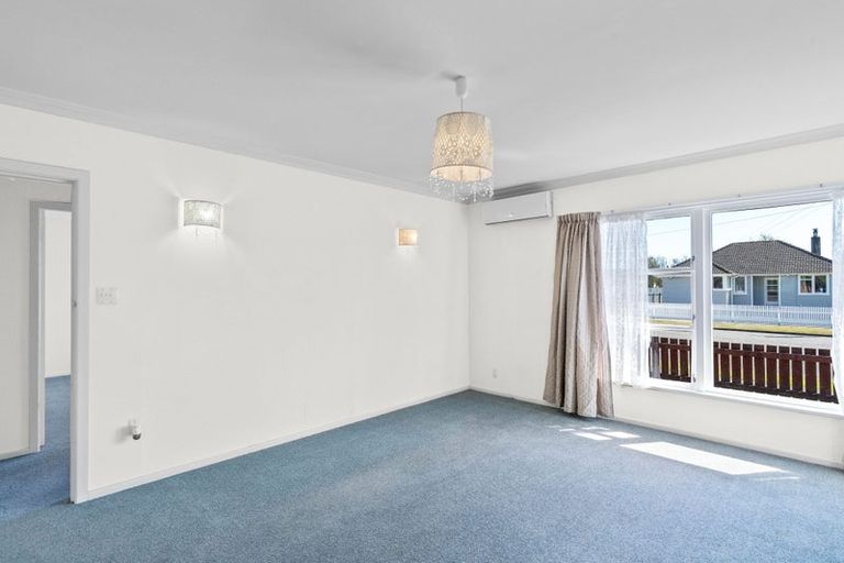 Photo of property in 58 Winchester Street, Levin, 5510