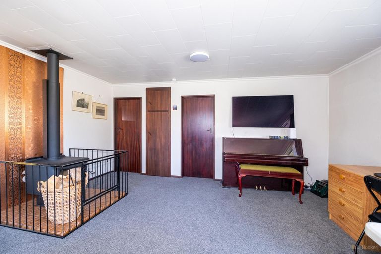 Photo of property in 5 Goldsmith Street, Waimate, 7924