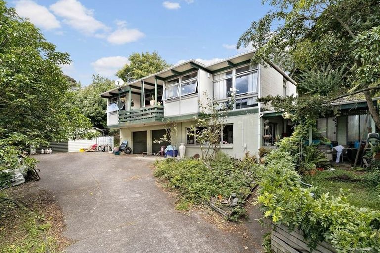 Photo of property in 7 Takapu Street, Henderson, Auckland, 0612