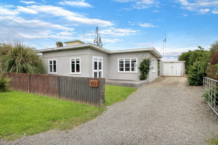 Photo of property in 163 Kahukura Avenue, Waitarere Beach, Levin, 5510