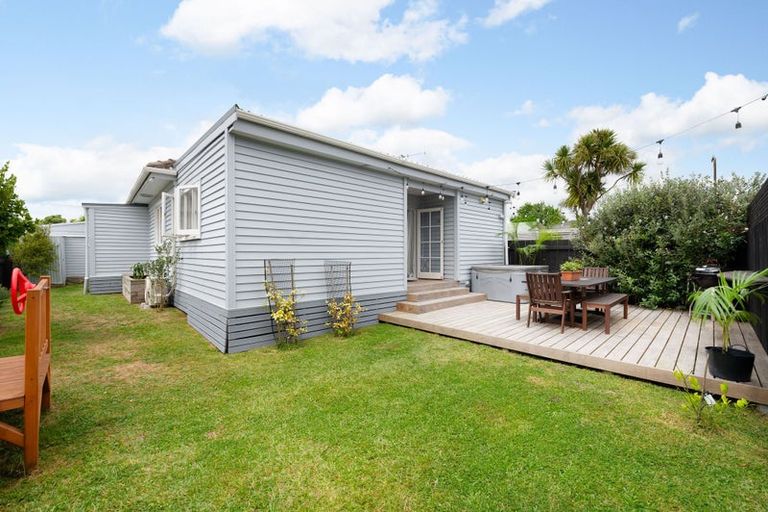 Photo of property in 77 Nixon Street, Hamilton East, Hamilton, 3216