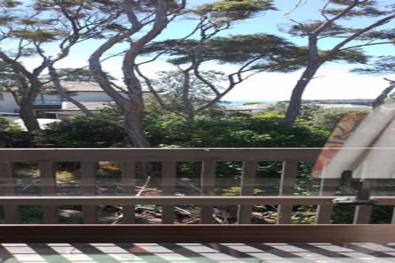 Photo of property in 526 Whangaparaoa Road, Stanmore Bay, Whangaparaoa, 0932