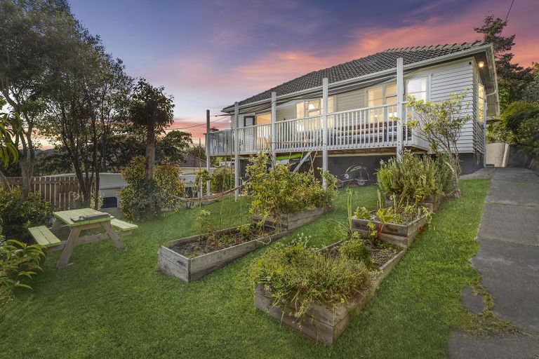 Photo of property in 97 Emano Street, Toi Toi, Nelson, 7010