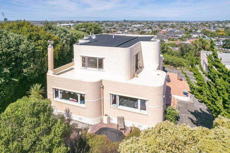 Photo of property in 12 Rawhiti Place, Saint Johns Hill, Whanganui, 4501