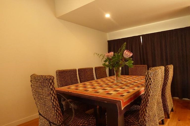 Photo of property in 12 Seabreeze Road, Narrow Neck, Auckland, 0624