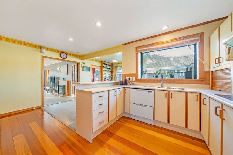 Photo of property in 68 Fraser Crescent, Elderslea, Upper Hutt, 5018