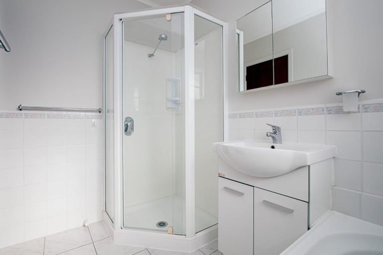 Photo of property in 3 Mclaren Place, Chedworth, Hamilton, 3210