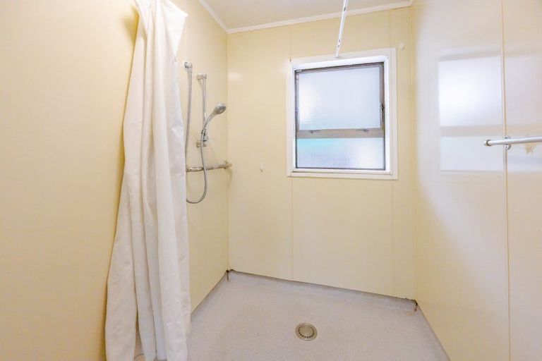 Photo of property in 16 Anderson Road, Taradale, Napier, 4112