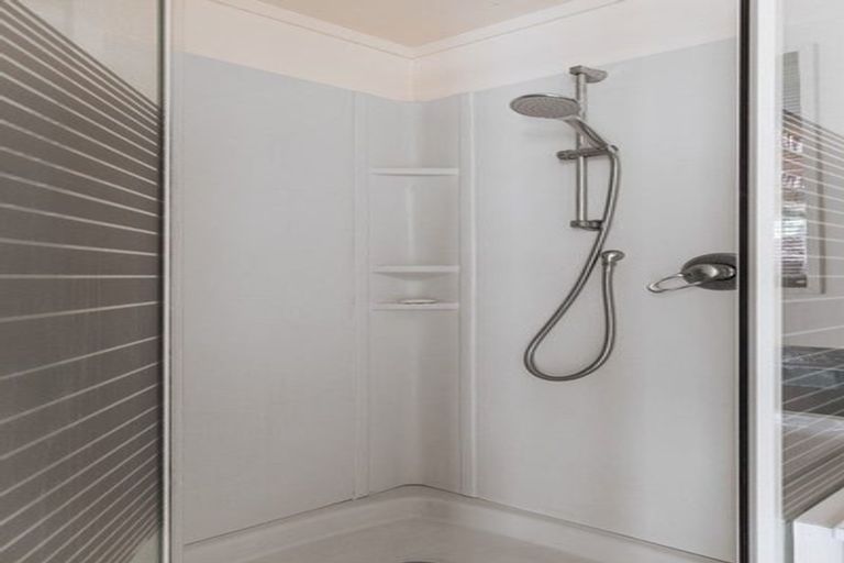 Photo of property in 116b Harbour View Road, Omokoroa, 3114