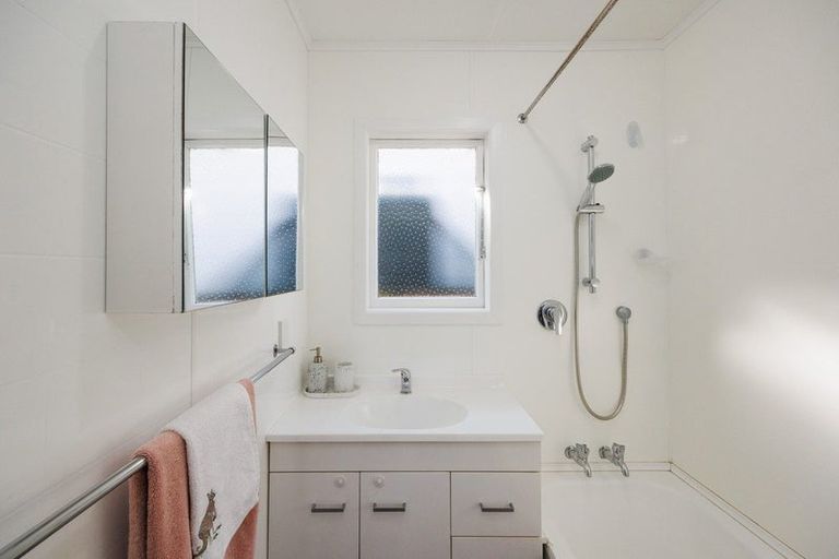 Photo of property in 12 Ongley Street, Feilding, 4702