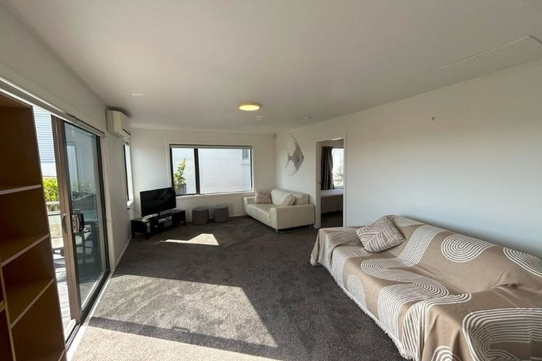 Photo of property in 1009 Papamoa Beach Road, Papamoa Beach, Papamoa, 3118