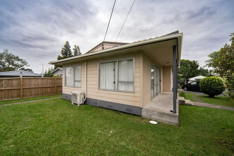 Photo of property in 15 Ellicott Road, Nawton, Hamilton, 3200