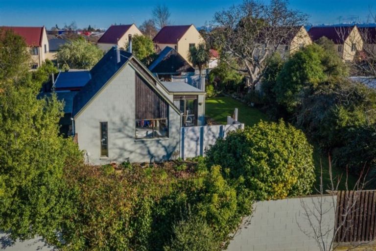 Photo of property in 4 Watkins Drive, Rangiora, 7400