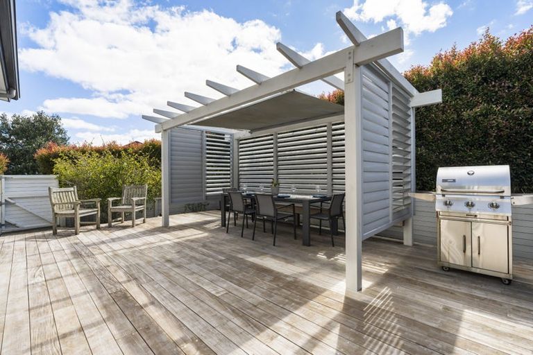 Photo of property in 33 Caldera Drive, Long Bay, Auckland, 0630