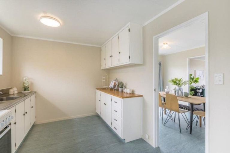 Photo of property in 37 Parakai Street, Paraparaumu, 5032