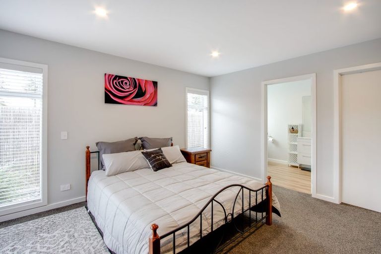 Photo of property in 18 Arrow Place, Te Awa, Napier, 4110