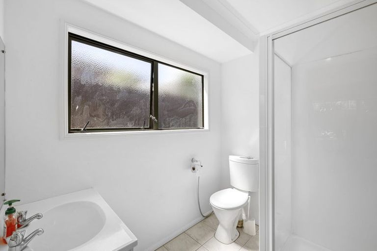 Photo of property in 33 Karamea Street, Whalers Gate, New Plymouth, 4310