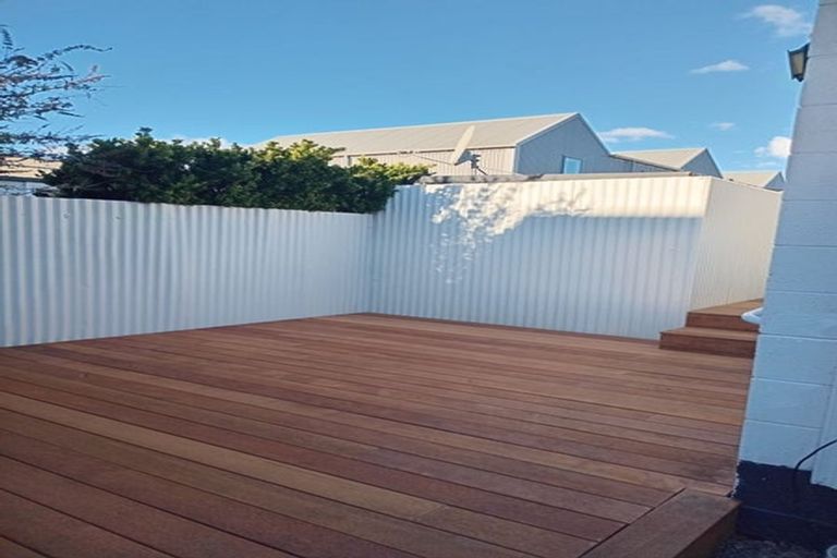 Photo of property in 2/26 Frederick Street, Waltham, Christchurch, 8011
