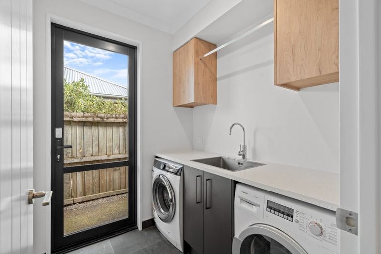 Photo of property in 52 Country Palms Drive, Halswell, Christchurch, 8025