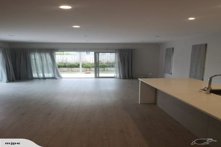 Photo of property in 11 Bianca Court, Karaka, Papakura, 2113