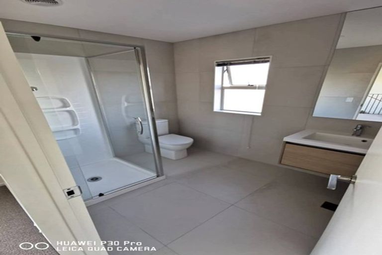 Photo of property in 82 Flat Bush School Road, Flat Bush, Auckland, 2019