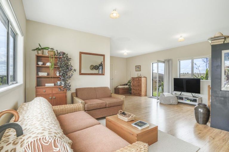 Photo of property in 241d Heatley Road, Whakapirau, Maungaturoto, 0583