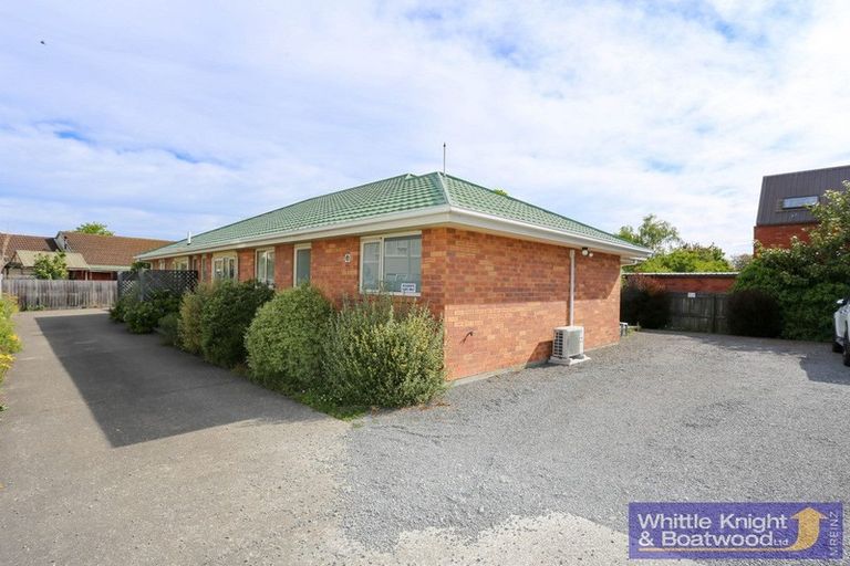 Photo of property in 287c Riccarton Road, Upper Riccarton, Christchurch, 8041