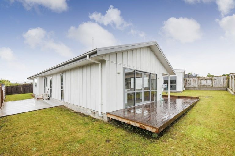 Photo of property in 24 Poplar Grove, Feilding, 4702