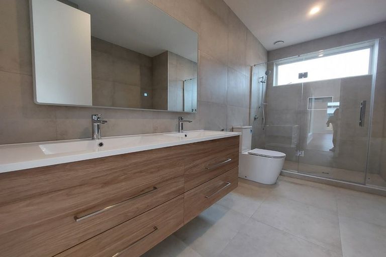 Photo of property in 10 Haupa Nui Road, Wainui, 0932