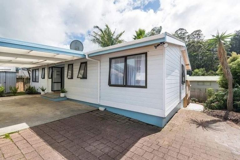 Photo of property in 18b Fairway Drive, Kerikeri, 0230