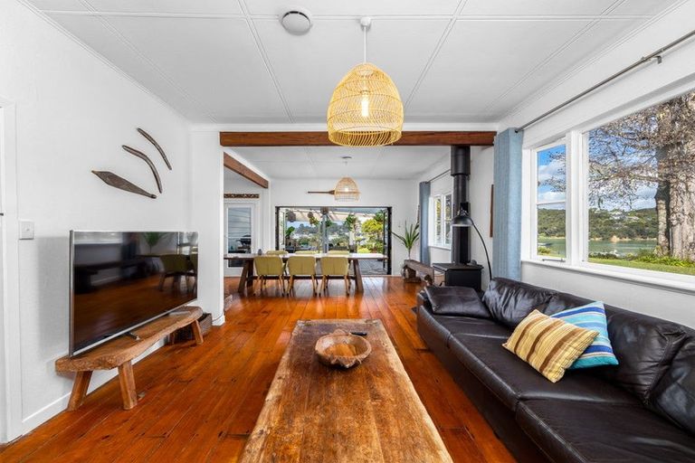 Photo of property in 6 Tirairaka Terrace, Okiato, Russell, 0272