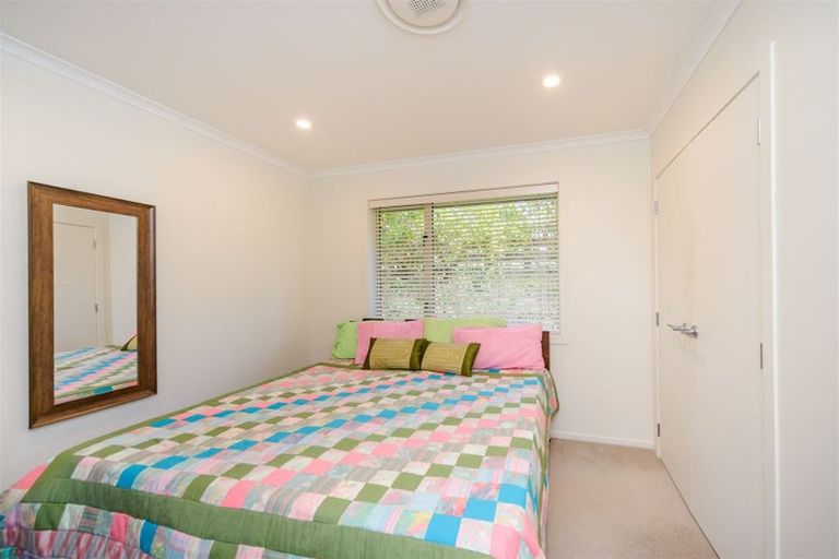 Photo of property in 71 Polson Hill Drive, Aokautere, Palmerston North, 4471