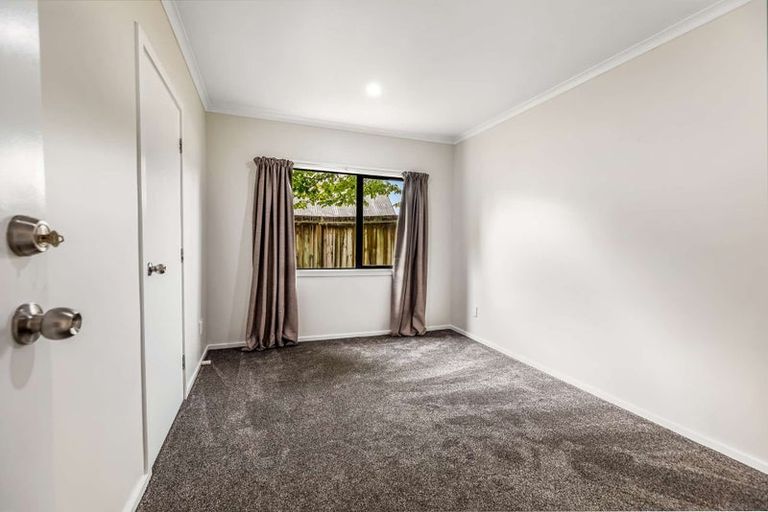 Photo of property in 9 Moore Street, West End, Palmerston North, 4412