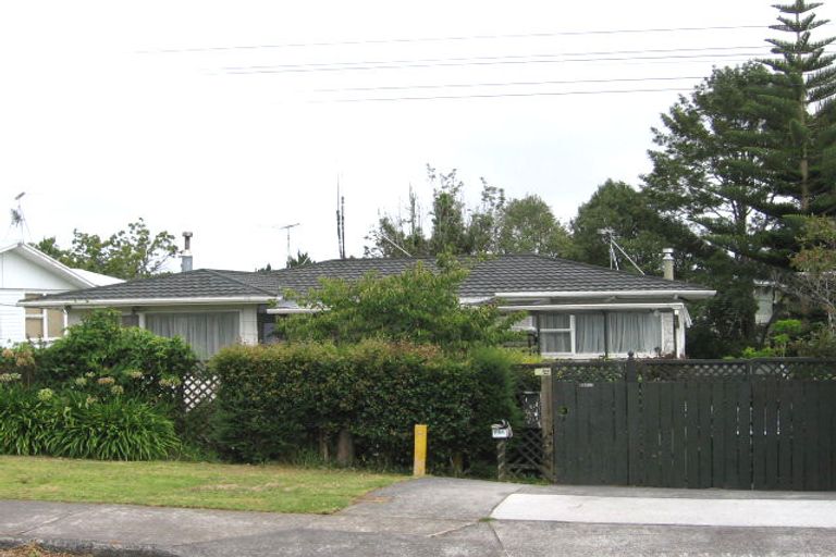 Photo of property in 116 Lancaster Road, Beach Haven, Auckland, 0626