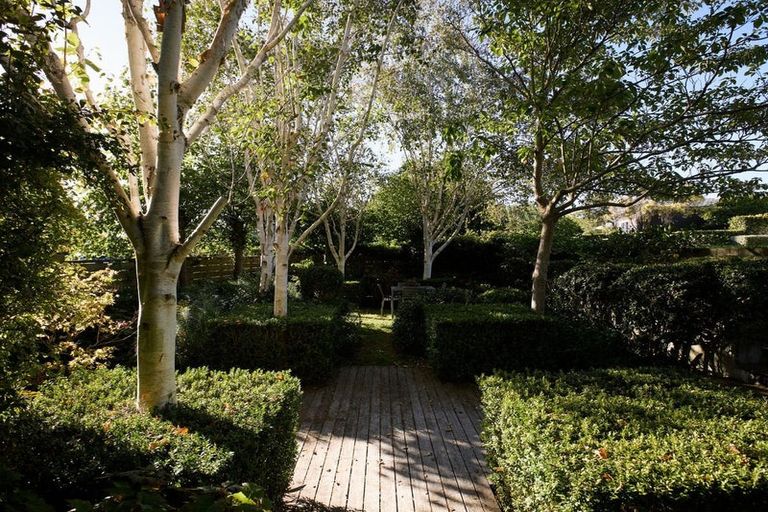 Photo of property in 38a Muritai Crescent, Havelock North, 4130