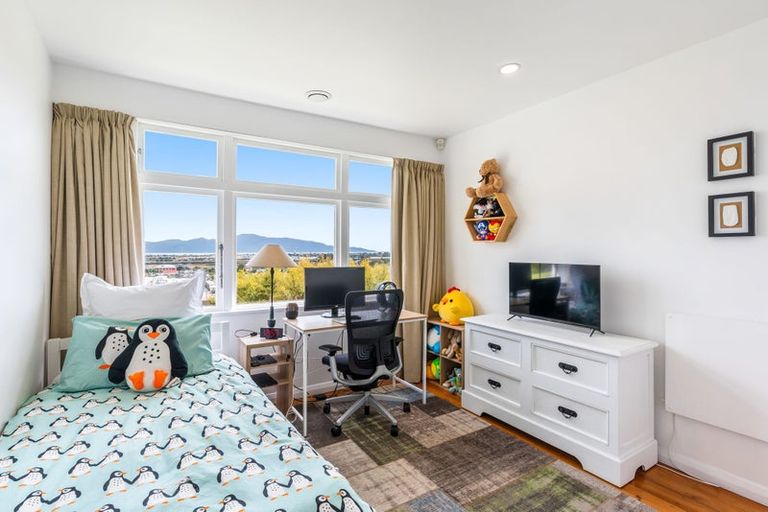 Photo of property in 16 Tongariro Street, Paraparaumu, 5032