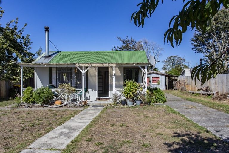Photo of property in 29 Cross Street, Waikuku Beach, 7473