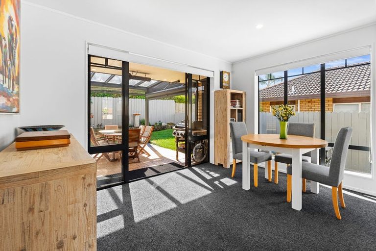 Photo of property in 108 Lakeside Drive, Orewa, 0931