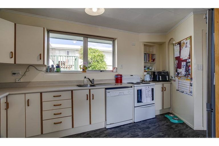 Photo of property in 6 Tasman Street, Oceanview, Timaru, 7910