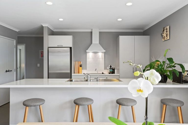 Photo of property in 39 Hamon Place, Pukehangi, Rotorua, 3015