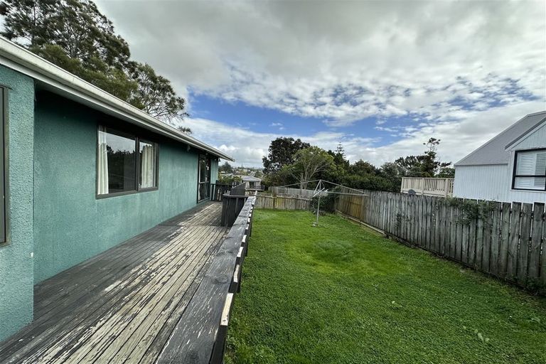Photo of property in 123 Astley Avenue, New Lynn, Auckland, 0600