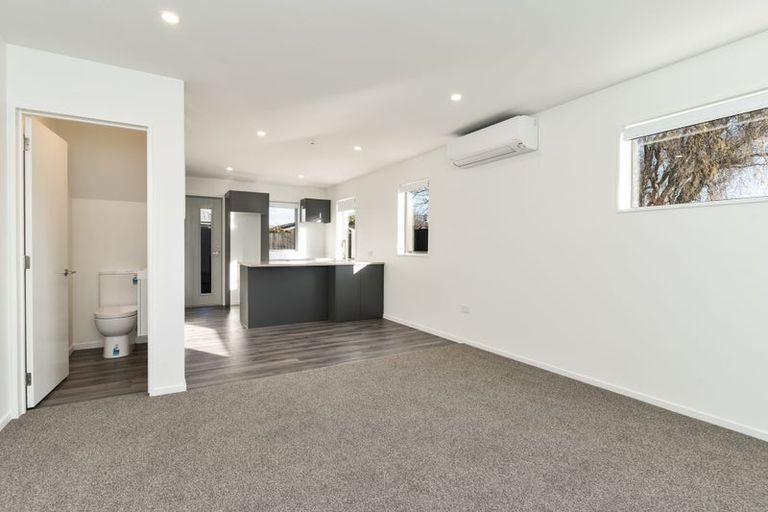 Photo of property in 9/51 Hills Road, Edgeware, Christchurch, 8013