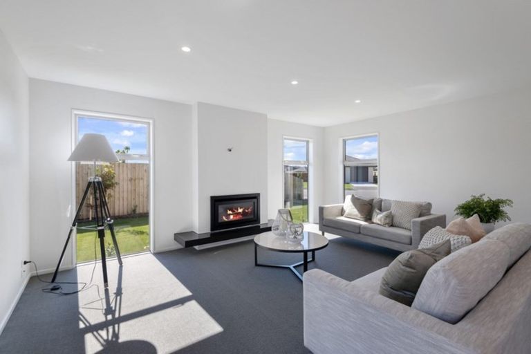 Photo of property in 3 Luxembourg Crescent, Halswell, Christchurch, 8025