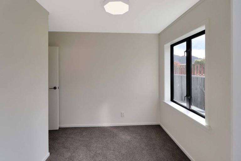 Photo of property in 74e Gibbons Street, Ebdentown, Upper Hutt, 5018