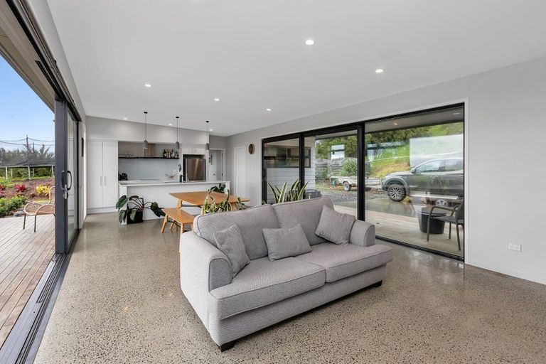 Photo of property in 77 Wairimu Way, Waipu, 0582