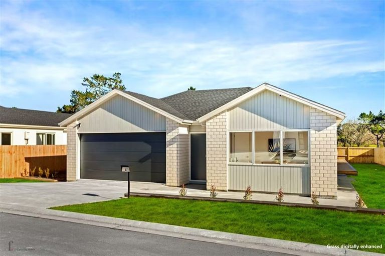 Photo of property in 4 Cutfield Lane, Kumeu, 0810
